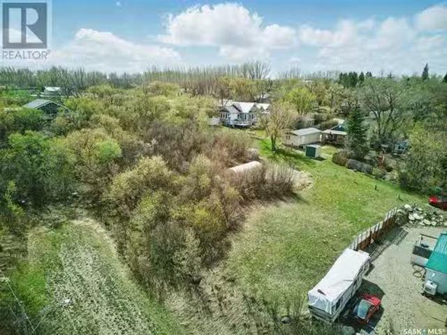 206 210 Regina Street, Manitou Beach, SK, S0K 4T1 vacant lan.