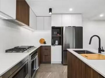 206 623 Kemsley Avenue, Coquitlam, BC, V3J 0L8 Single Family.