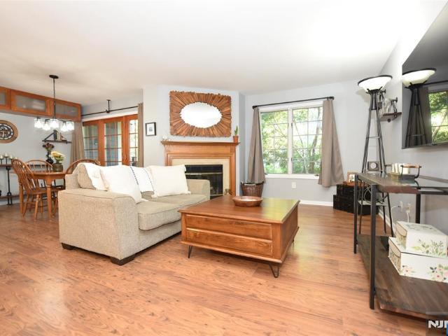 206 Cambridge Drive