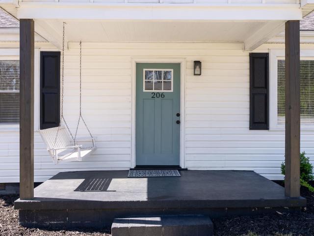 206 Cardinal Drive