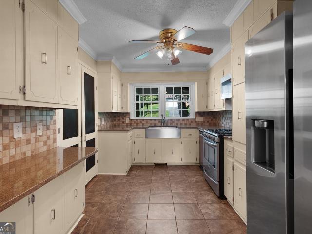 206 Cherry Hill Drive