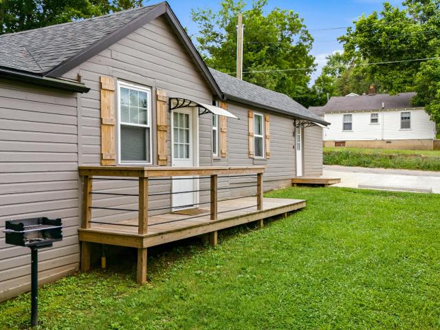 206 A B Cherry Street