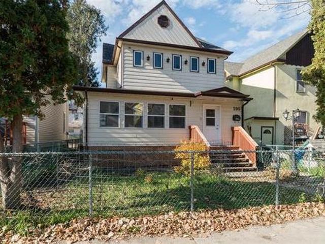 206 Balmoral St, Winnipeg, MB, R3C 1X6 house for sale | Listing ID 202626 | Royal LePage