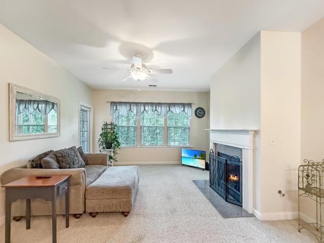 206 Golfview Lane