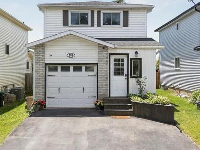 206 Hickling Trail, Barrie, ON, L4M 5W4 house for sale | Listing ID S13689 | Royal LePage