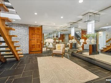 206 Highland Avenue