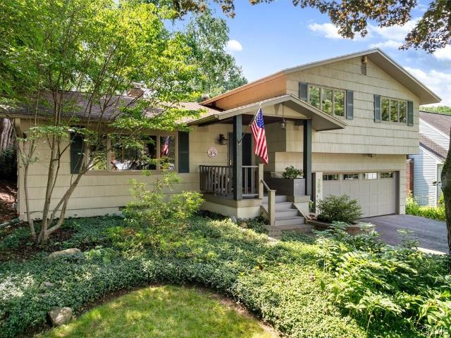 206 Hurlburt Road