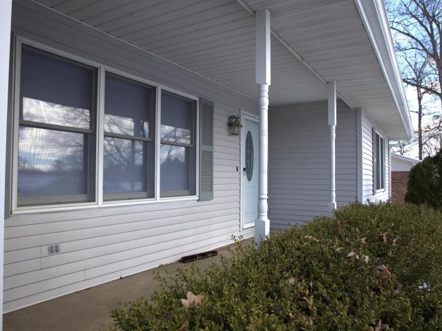 206 Oakwood Drive