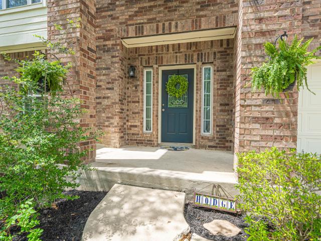 206 Olympic Dr, Cibolo, TX 78108 | MLS #1959