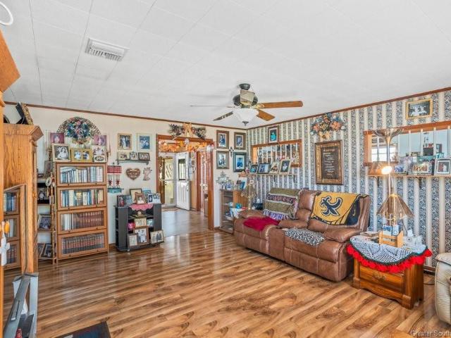 206 S 2nd St, Gueydan, LA 70542 | MLS #SWL23001