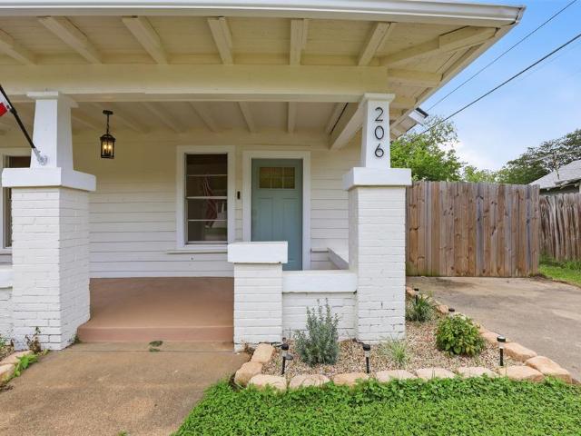 206 S Pendell Ave, Cleburne, TX 76033 | MLS #21252