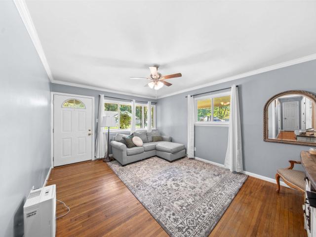 206 SE 2nd Street