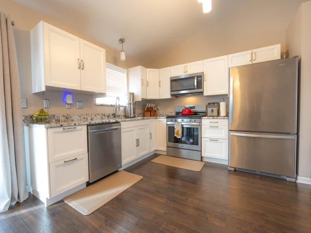 206 Sterling Ct