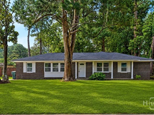 206 Paradise Drive