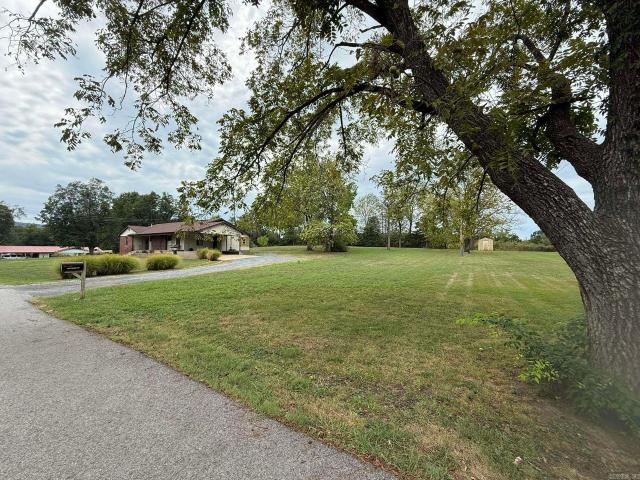 206 Pecan Street