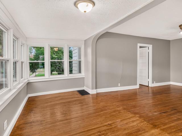 206 W Main Street