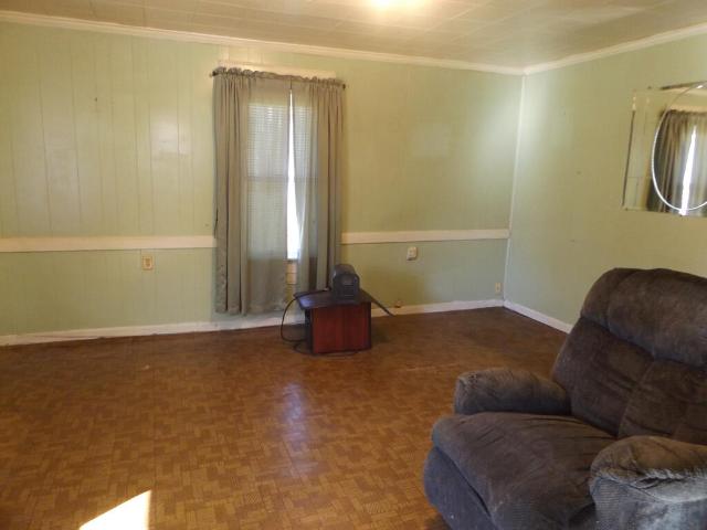 206 Walnut St