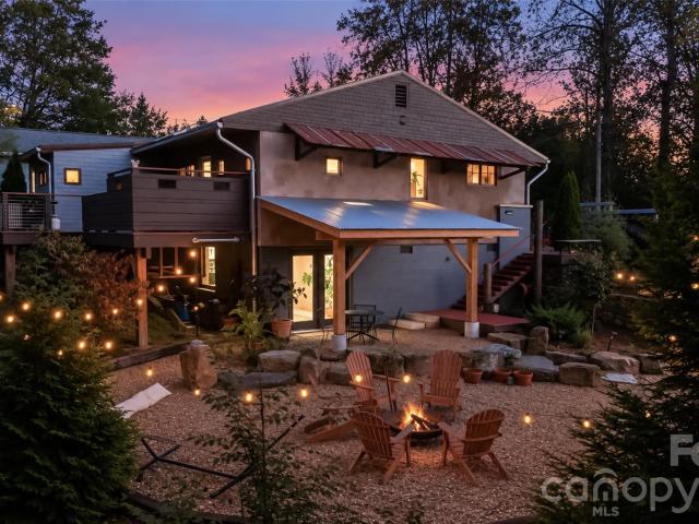 206 West Lane
