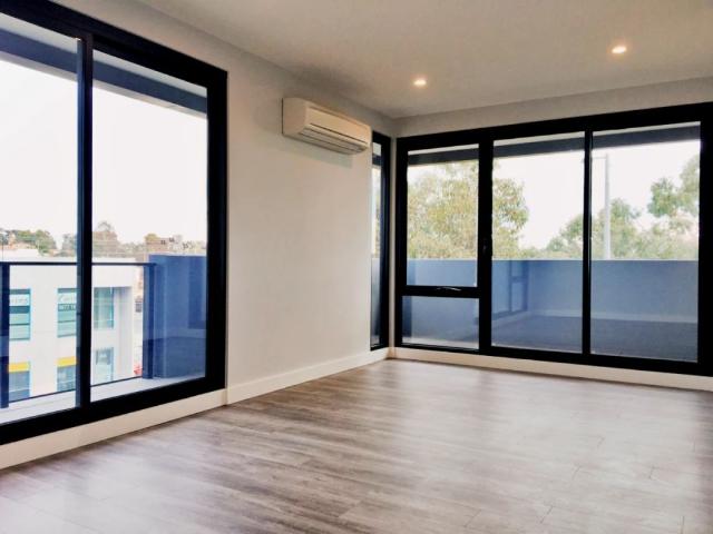 207/55 Railway Road, Blackburn, Melbourne