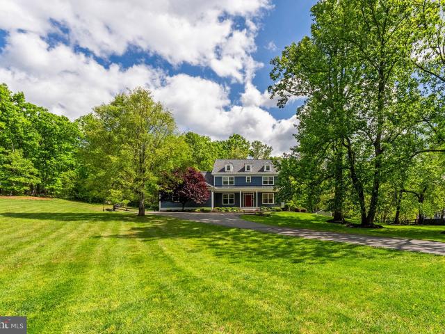 2075 Mountain Rd, Haymarket, VA 20169 | MLS #VAPW2117