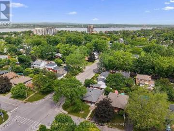 2075 Neepawa Avenue, Ottawa, ON, K2A 3L7 house for sale | Listing ID X13460 | Royal LePage