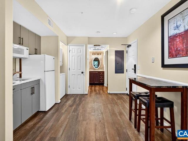 2076 stone ridge condos