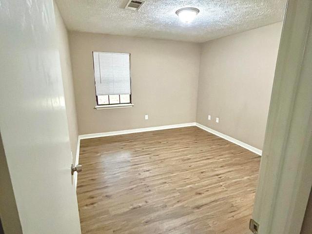 2077 Cooperwell Dr Units A&b Drive