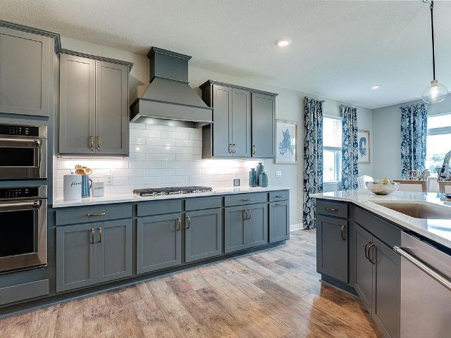 2077 Kestrel Drive