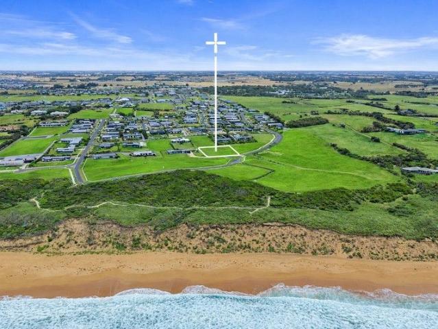 2077m² of Premium Coastal Living