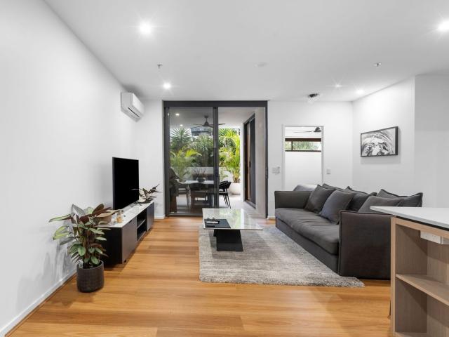 207/8 Masters Street, NEWSTEAD, QLD 4006