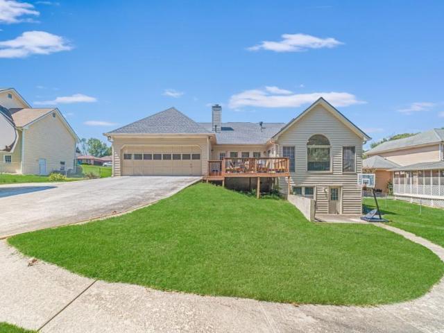2078 Lakewood Circle SW