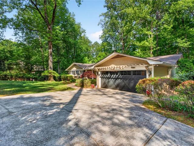2070 Clay Drive NE