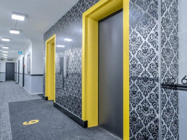 2070 de Maisonneuve — 0 Bedroom, 1 Bathroom