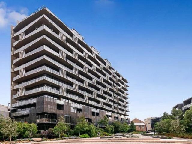 207/1 Clara Street, South Yarra