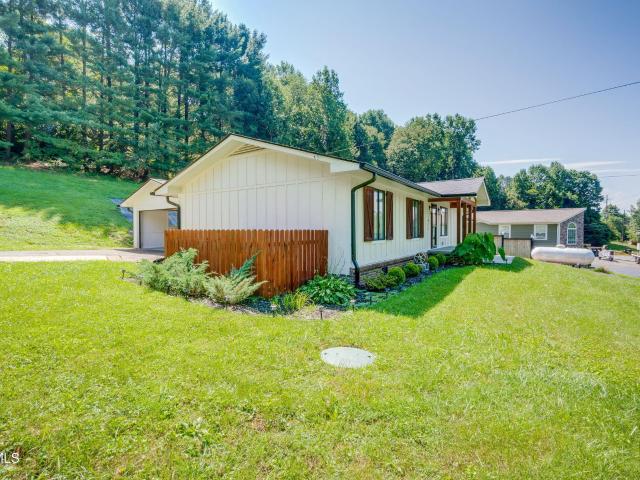 2071 Highway 421