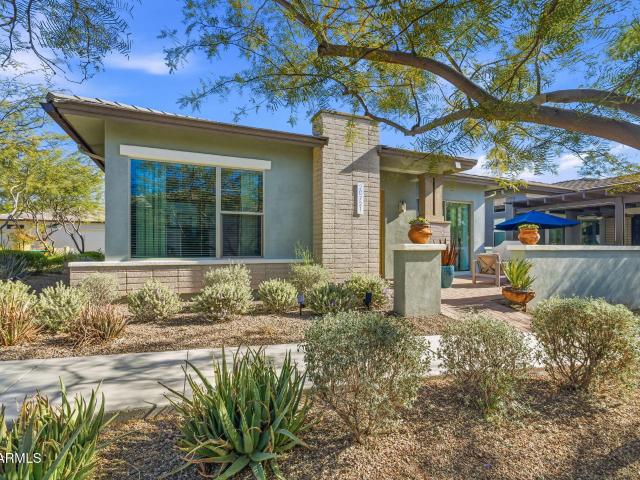 20721 W FERN Drive
