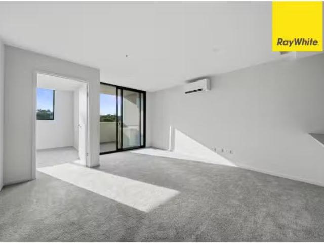 207/38 Oakden Street, GREENWAY Apartment for rent Listed by R.