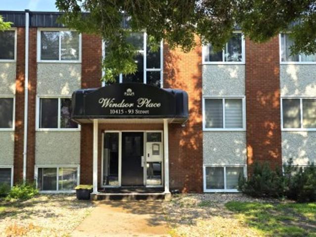207 1041 St Nw, Edmonton, AB, T5H 1X5 condo for sale | Listing ID E4501 | Royal LePage