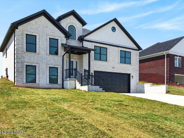 207 Bischoff Way