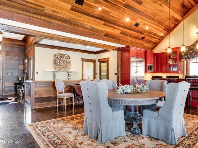 207 Breckenridge Lane