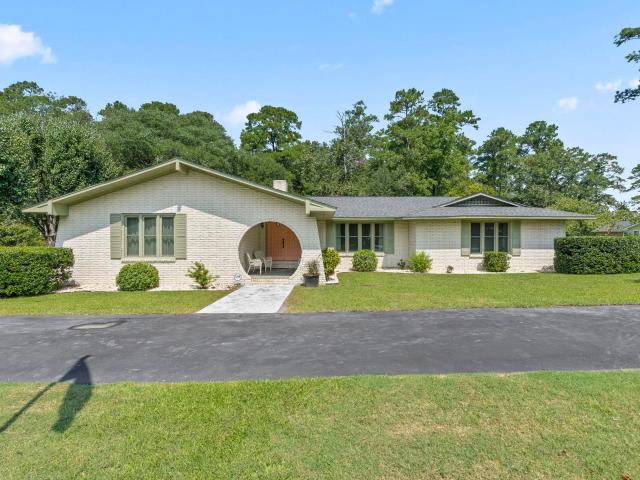 207 Glass Hill Dr