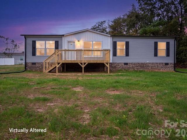 207 Grassy Field Ct, Lawndale, NC 28090