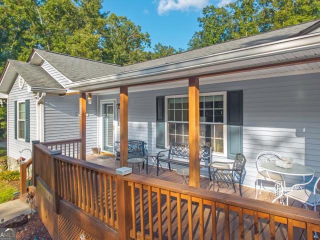 207 Dogwood Drive