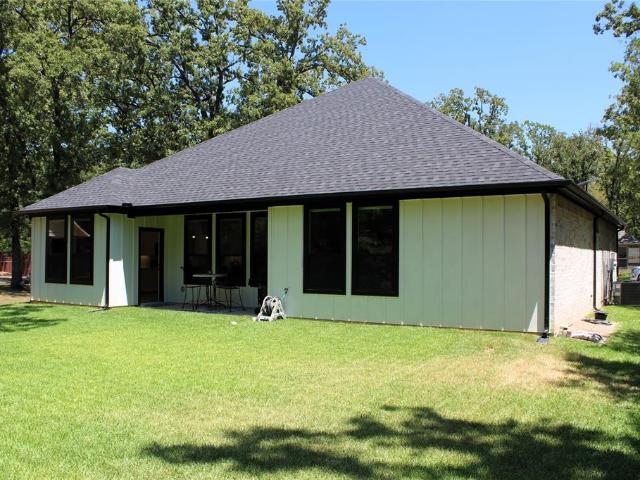 207 Driftwood Drive