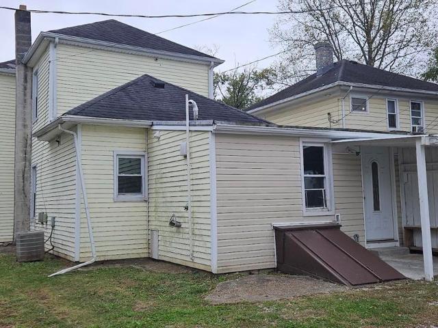 207 E 3rd Street