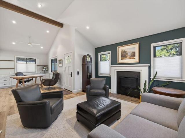 207 E Eucalyptus
