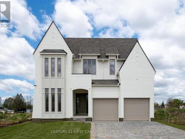 207 Foxborough Place, Thames Centre Thorndale, ON, N0M 2P0 house for sale | Listing ID X13590 | Royal LePage