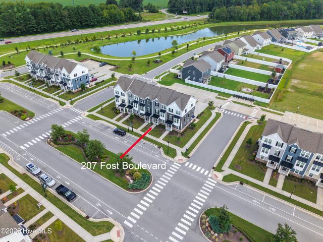 207 Fost Boulevard