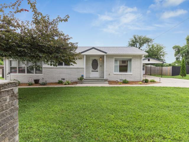 207 Fairview St