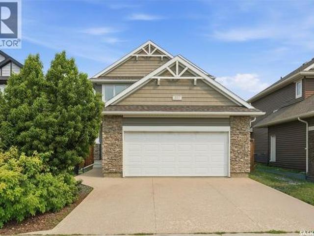 207 Kolynchuk Manor, Saskatoon, SK, S7T 0W4 house for sale | Listing ID SK044557 | Royal LePage